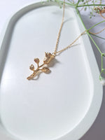 Load image into Gallery viewer, Eternal Rose Necklace