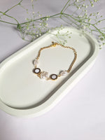 Load image into Gallery viewer, Orbit of Pearl's Bracelet