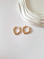 Load image into Gallery viewer, Cavier Hoops