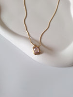 Load image into Gallery viewer, Blush Glow Necklace