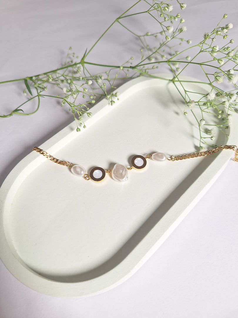 Orbit of Pearl's Bracelet