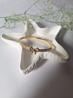 Load image into Gallery viewer, Shiny Bow Bracelet
