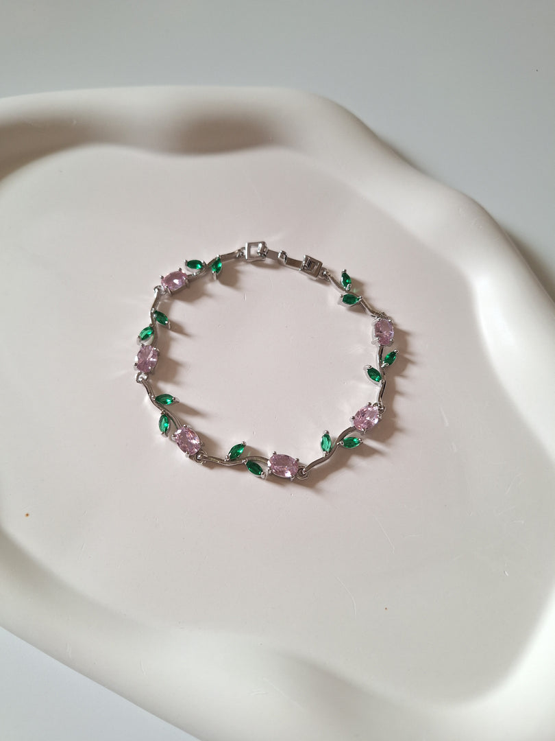 Blush Garden Tulip Bracelet