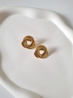 Load image into Gallery viewer, Trinity Knots Earrings
