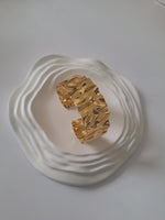 Load image into Gallery viewer, Ocean Wave Cuff Bracelet
