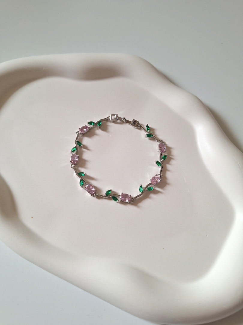 Blush Garden Tulip Bracelet