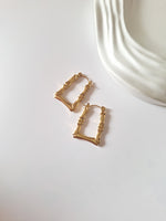 Load image into Gallery viewer, Golden Stalk Hoops
