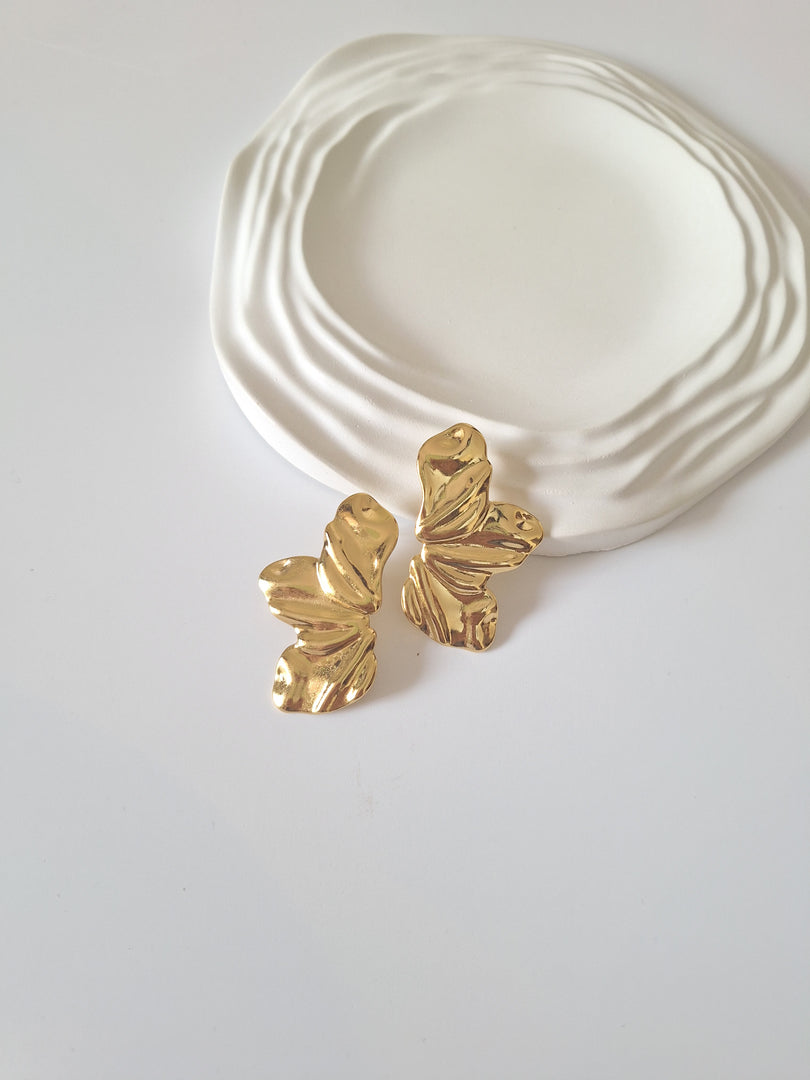 Aurelia Sculpt Earrings